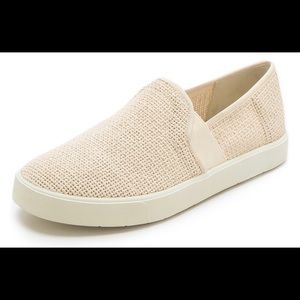 Vince Preston Slip On- Ivory US 8M/EUR 39